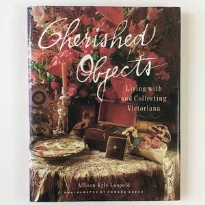 Cherished Objects: Living With & Collecting Victoriana Hardcover Book 1991 Vtg